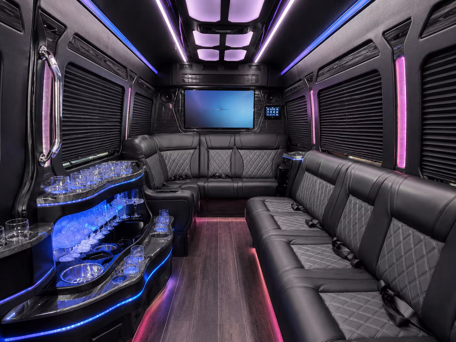 corporate group airport transfers from peoria s business districts