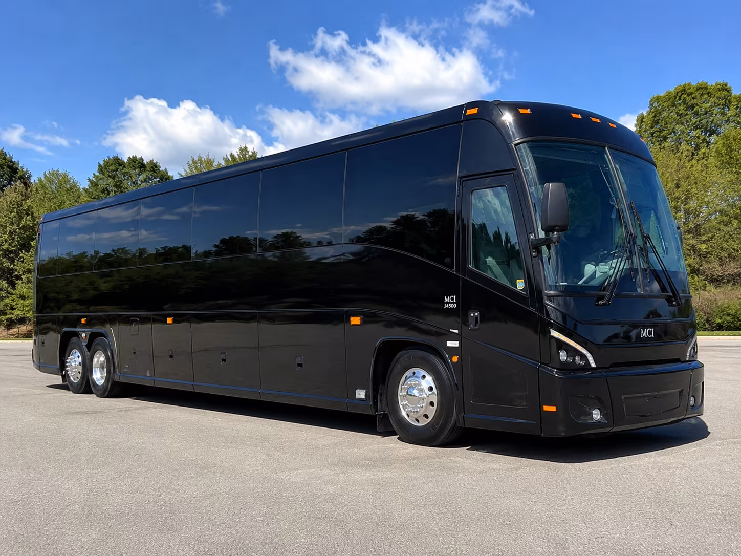 fan buses to phoenix suns and mercury games at footprint center