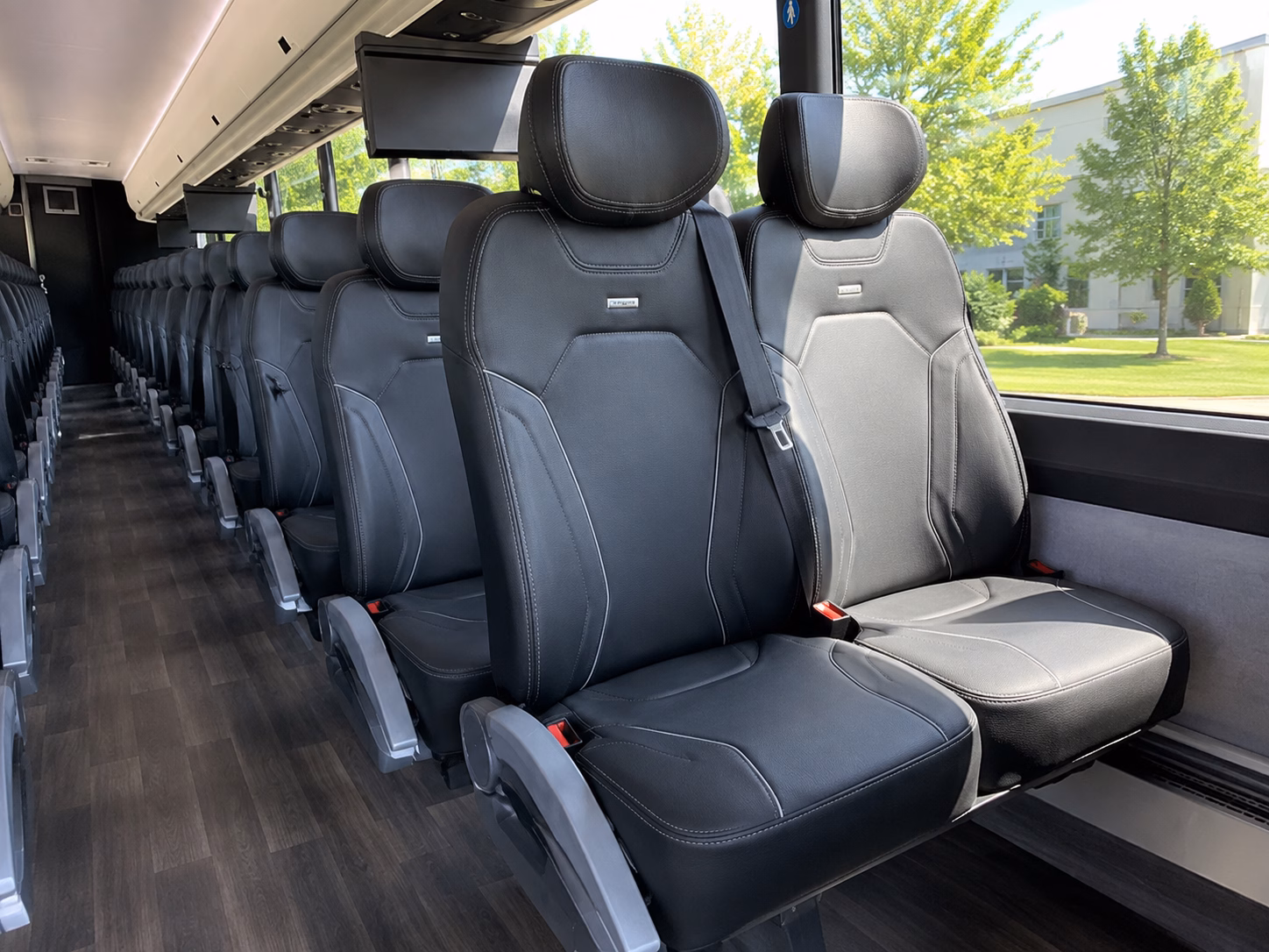 verde valley wine country buses from peoria to cottonwood and cornville